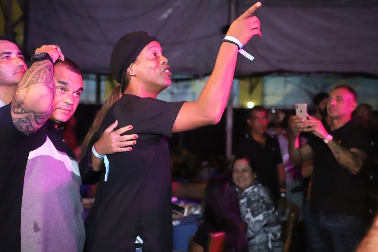 Ronaldinho Gaúcho comparece ao evento de aniversário de Zeca Pagodinho - Wallace Barbosa/ AgNews