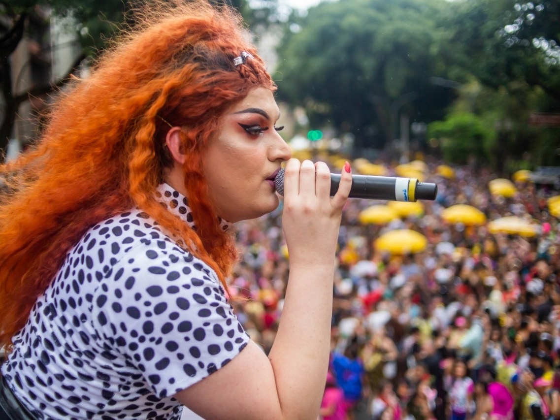 Drag-se em casa