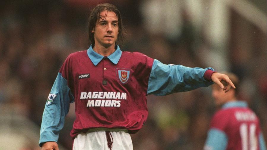 Ian Bishop jogou pelo West Ham entre 1989 e 1998 - Neal Simpson/	PA Images via Getty Images