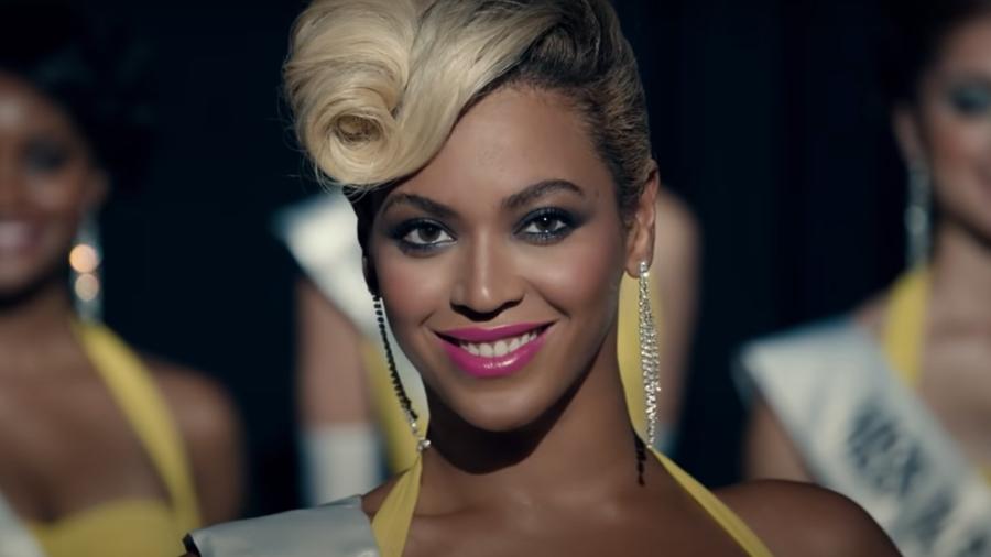 Beyonce no clipe de Pretty Hurts - Reprodução