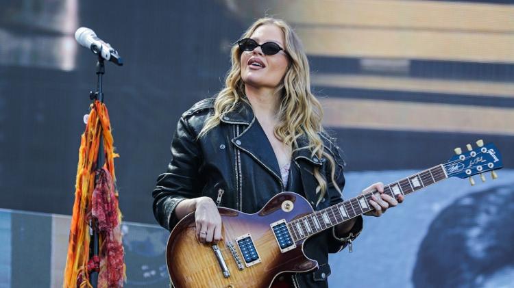 Luisa Sonza se apresentou no festival para ajudar as vítimas das enchentes no RS