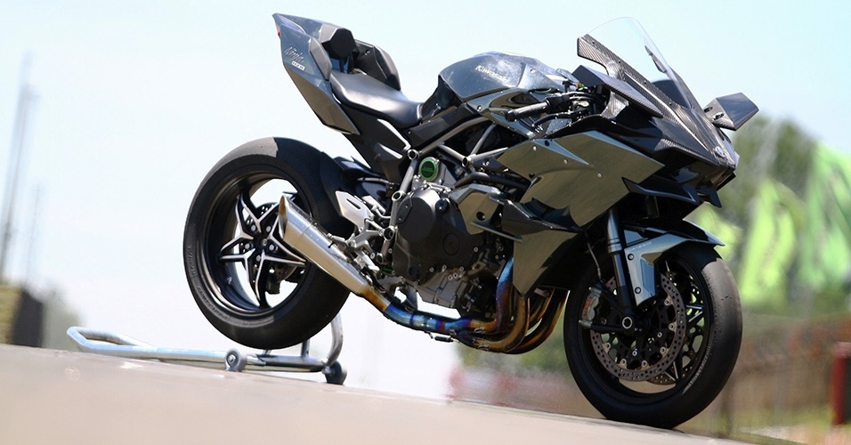 Kawasaki Ninja H2R - Mario Villaescusa/Infomoto