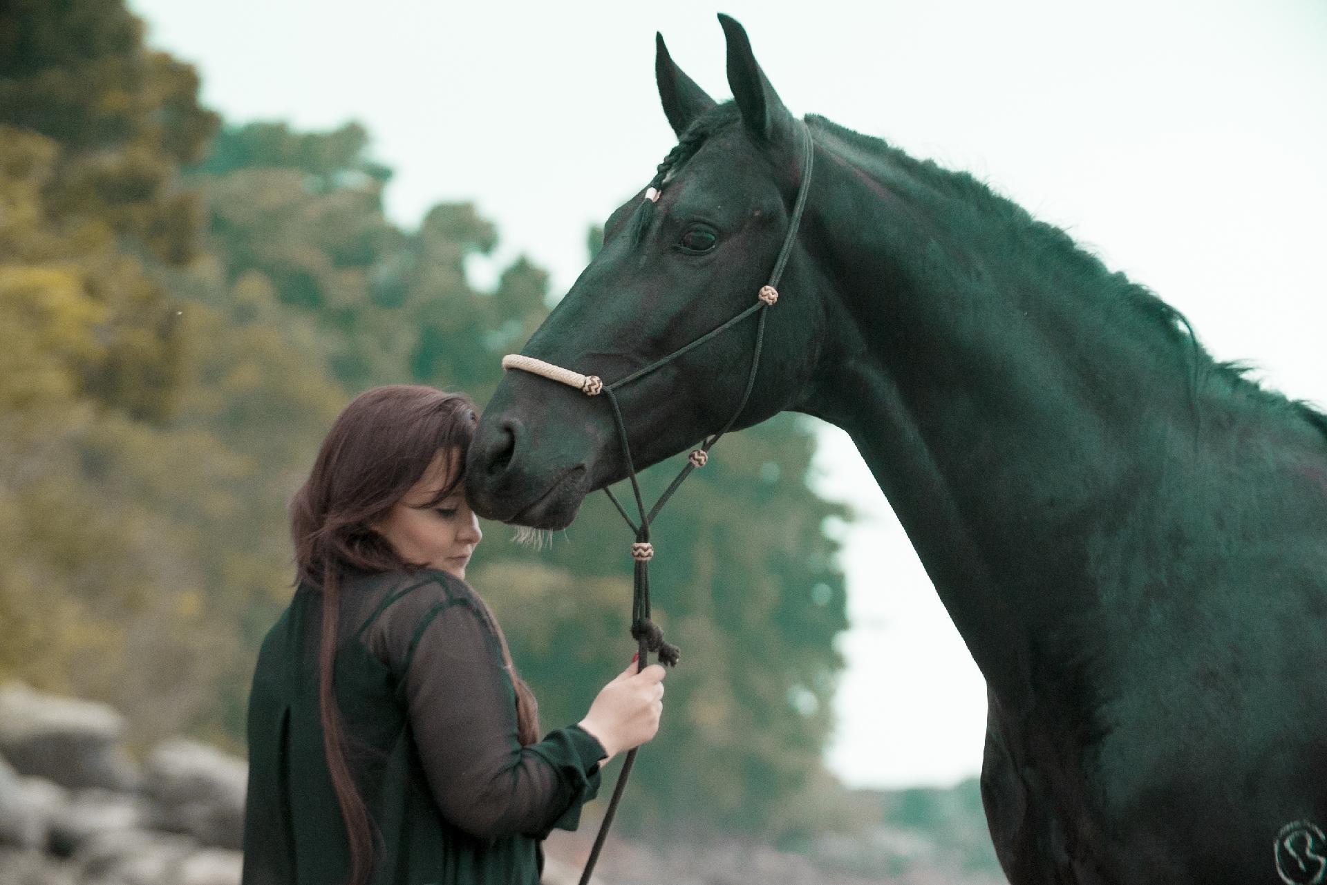 Cenas do clipe de "Bengala e Crochê" de Maiara e Maraisa - Olivio Neto