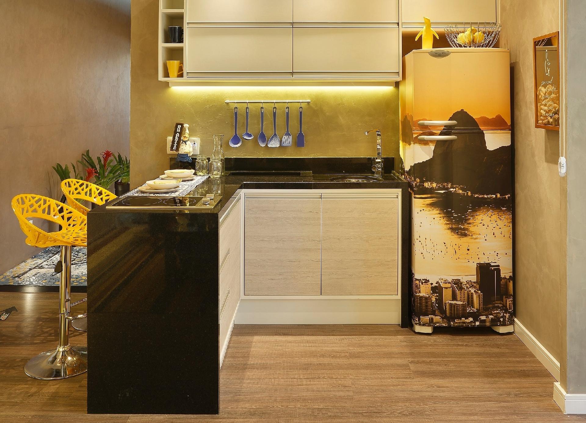 Envelopado com adesivo vinílico - MCA Estúdio/Divulgação