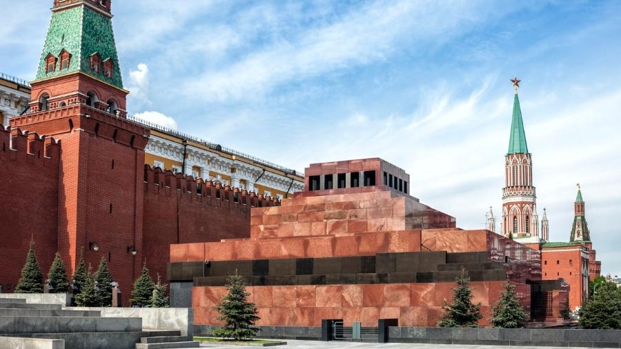 O Kremlin é outra atração moscovita que fica ao lado do mausoléu de Lênin - Getty Images/iStockphoto