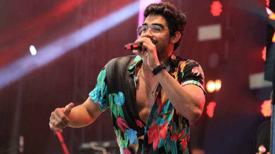 O cantor Gabriel Diniz em show em Florianópolis - AgNews