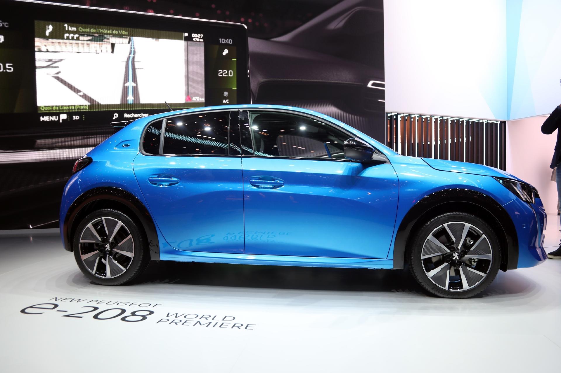 Peugeot e-208 - Newspress