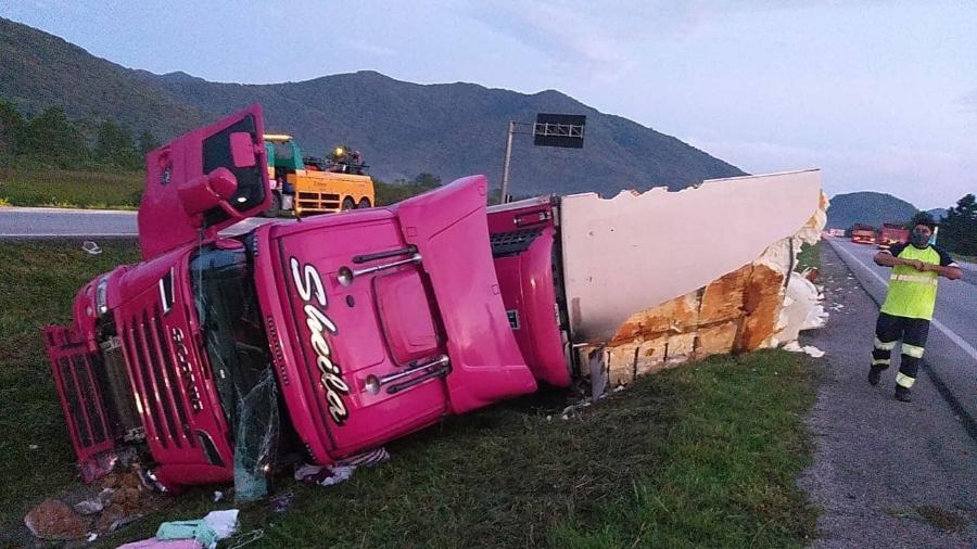 Caminhao rosa: Com o melhor preço