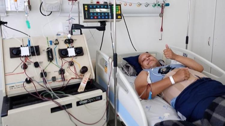 Emerson em fevereiro de 2021, quando fez o autotransplante de medula - Arquivo pessoal - Arquivo pessoal