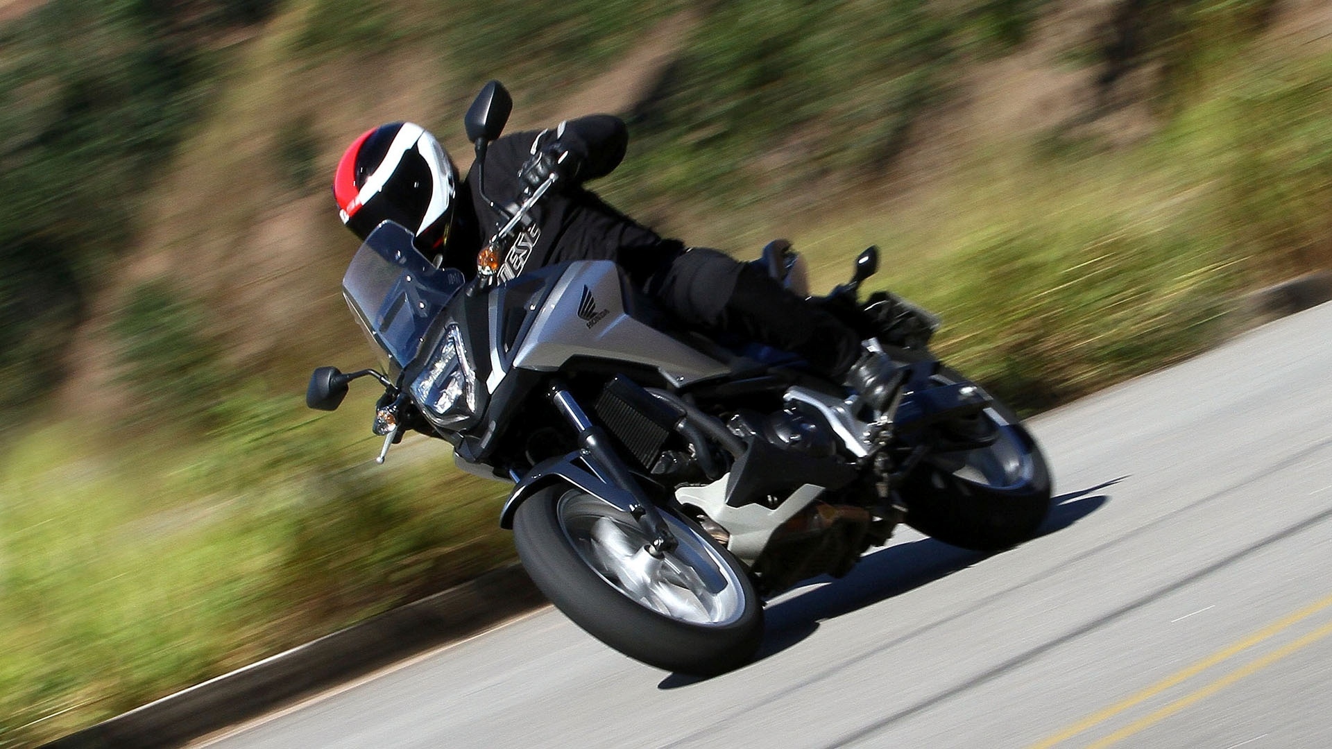 Honda NC 750X - Mario Villaescusa/Infomoto