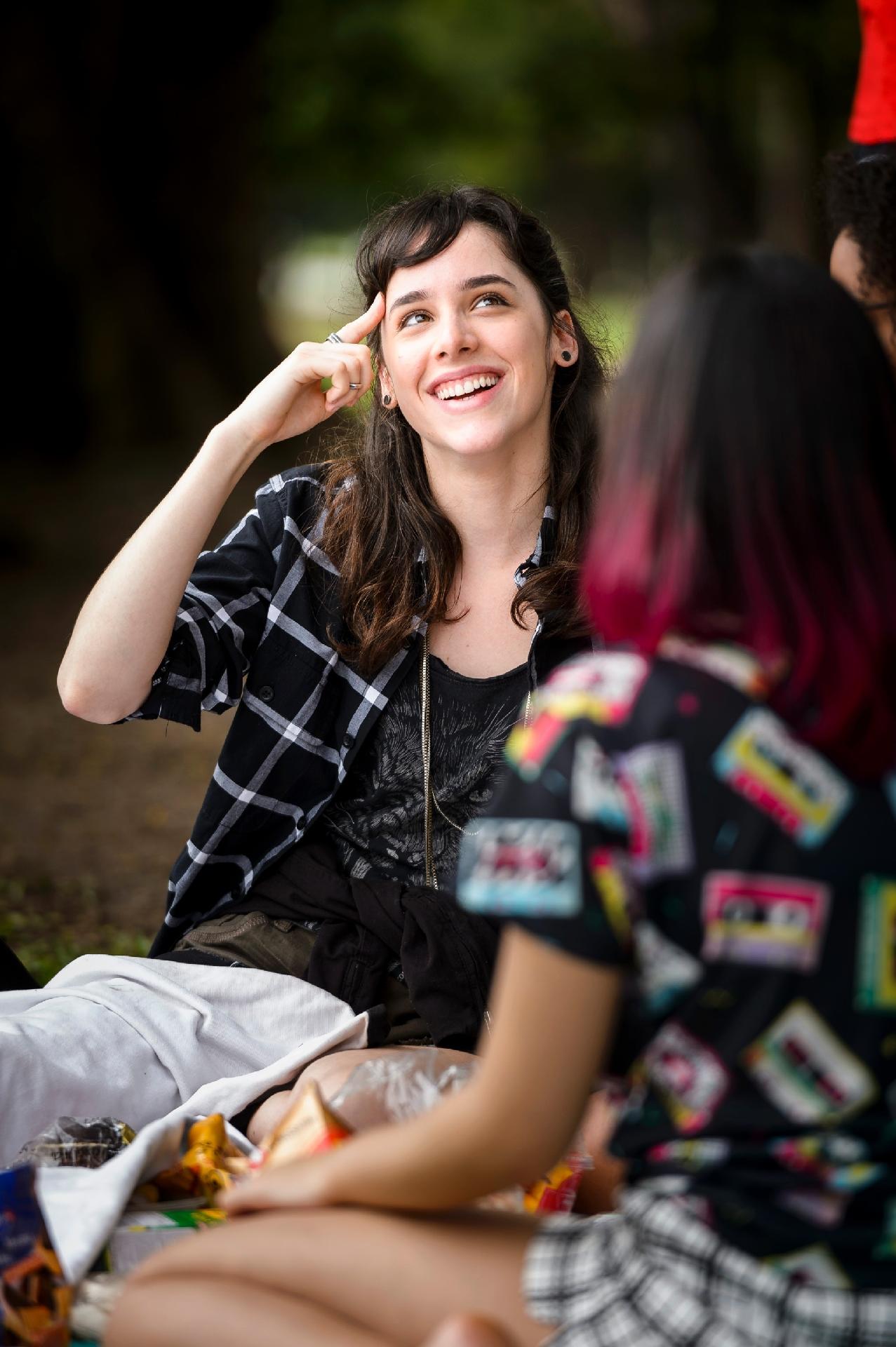 Lica (Manoela Aliperti) em cena de "Malhação" gravada no Ibirapuera - Ramon Vasconcelos/Globo/Divulgação