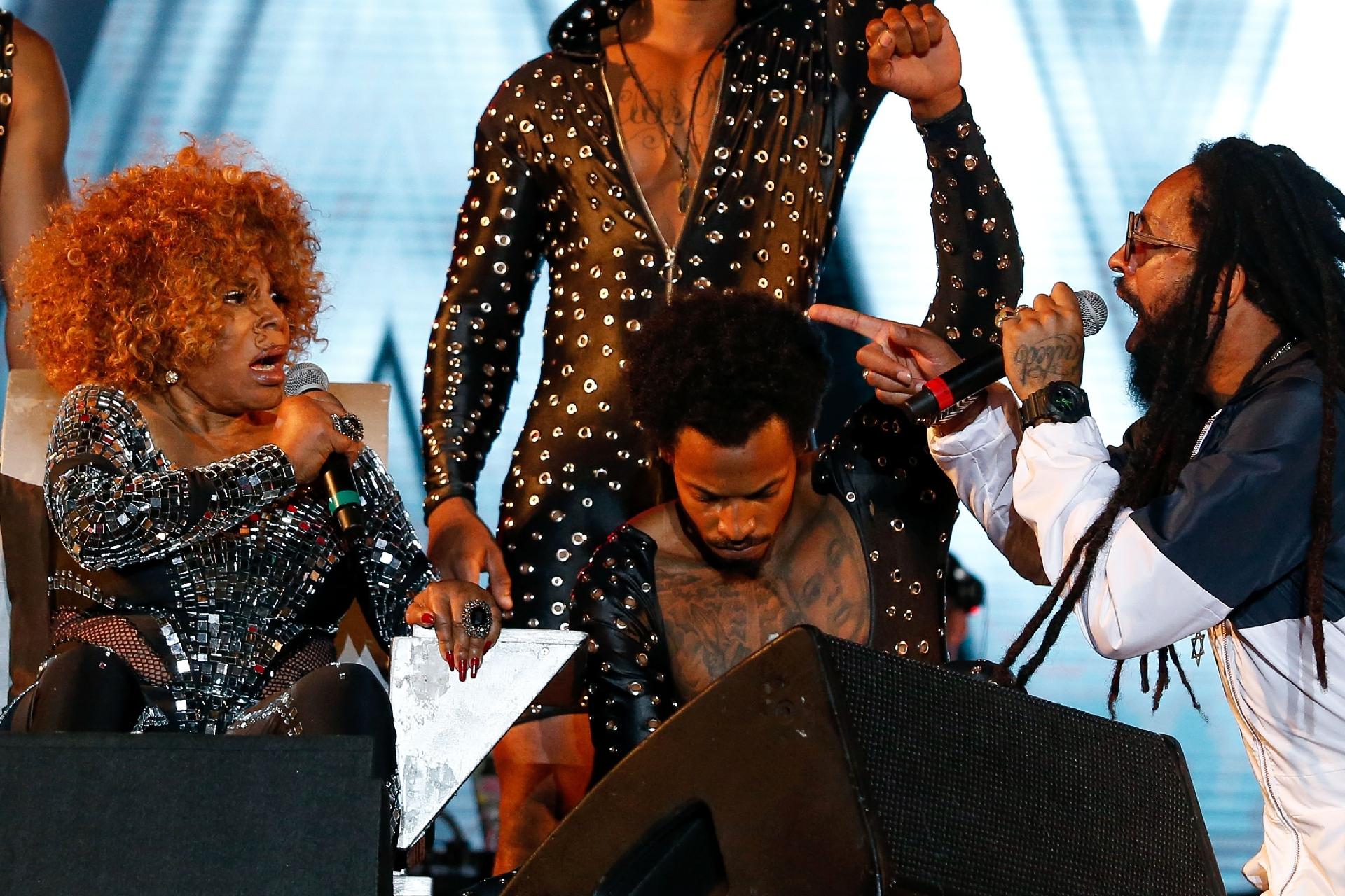 Elza Soares fez sua estreia no Rock in Rio como convidada de honra do rapper Rael no Palco Sunset - Marco Antonio Teixeira/UOL