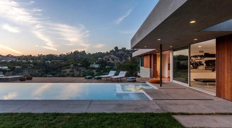 Mansão de Priyanka Chompra de R$ 26 milhões em Beverly Hills, Los Angeles - PJ McMullan/Shooting LA