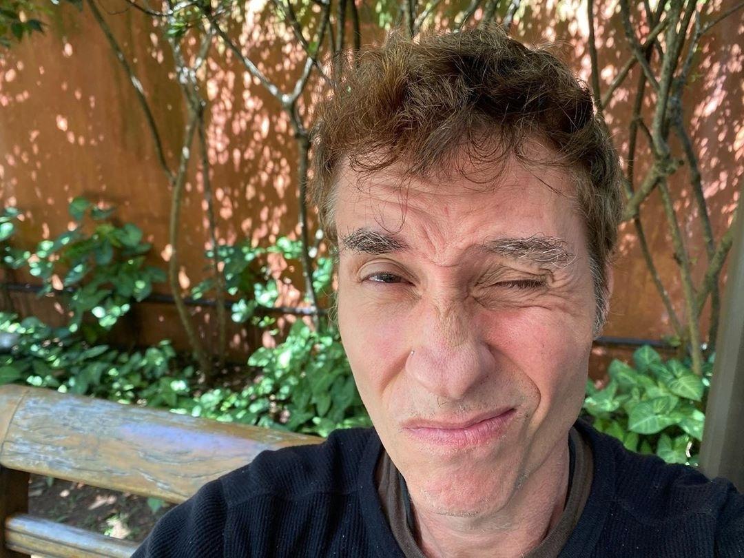 Dinho Ouro Preto anunciou no Instagram que está com coronavírus - Reprodução/ Instagram