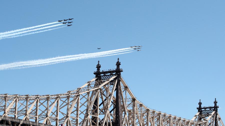 Os Thunderbirds da Força Aérea e os Blue Angels da Marinha dos Estados Unidos fizeram sobrevoo de 40 minutos - Getty Images