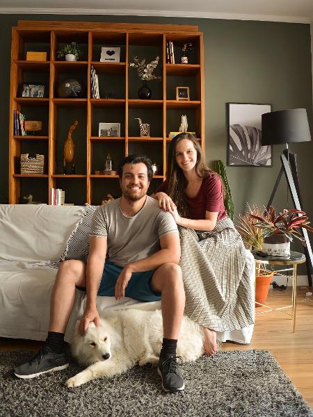 O casal Elisa e André decidiram transformar uma casa alugada em um local com a personalidade de ambos por meio da decoração - Arquivo Pessoal