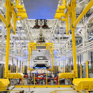 BYD apresenta fábrica no Brasil e revela seu 1º carro elétrico nacional