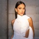 Decote pélvico de Bruna Marquezine e vintage de Naomi: o que está na moda - Reprodução/Instagram