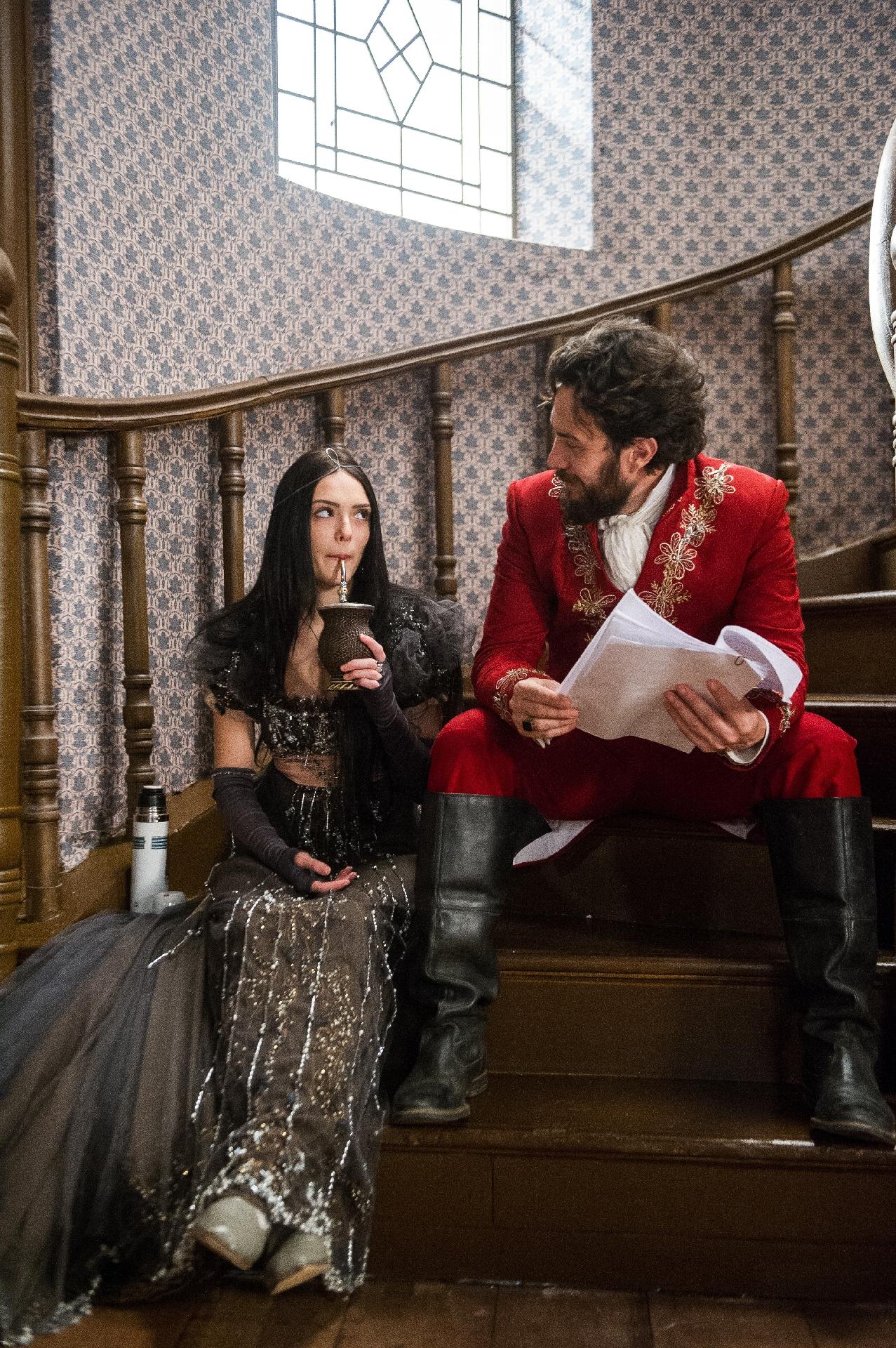 Gravação do casamento de Thomas (Gabriel Braga Nunes) e Anna (Isabelle Drummond) em "Novo Mundo" - Raquel Cunha/TV Globo