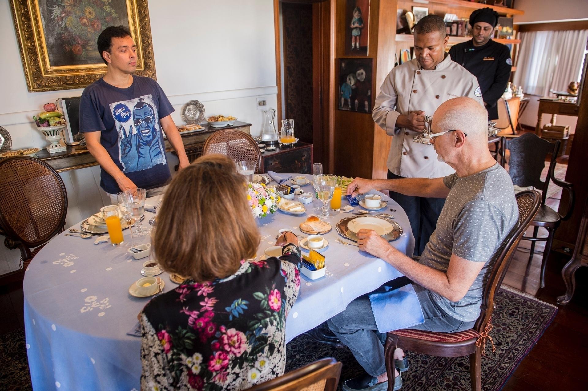 Gravação da novela "Pega Ladrão" na casa de Pedrinho Guimarães, interpretado por Marcos Caruso - Divulgação/TV Globo
