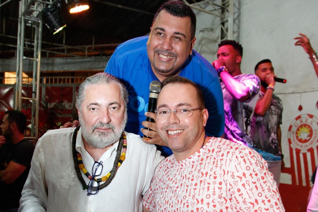 Renascer de Jacarepaguá lança samba para o Carnaval 2019 - 09/09 ...