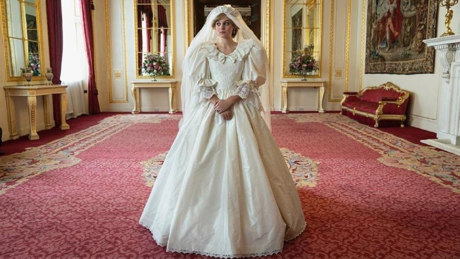 Amy Roberts diz que o vestido de noiva não é uma cópia idêntica do original - Reprodução/Instagram