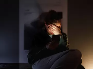 'Pensei em me matar': estupro virtual cresce sem lei específica de combate