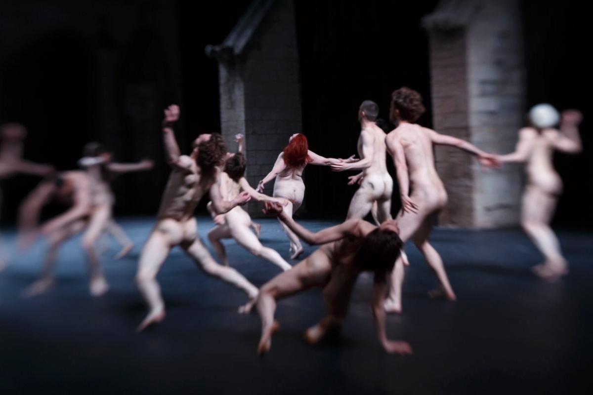 Cena do espetáculo francês "Tragédie", dirigido por Olivier Dubois - Divulgação