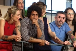 13.dez.2016 - Ex-participantes acompanham a final do "MasterChef" - Reprodução /Band - Reprodução /Band