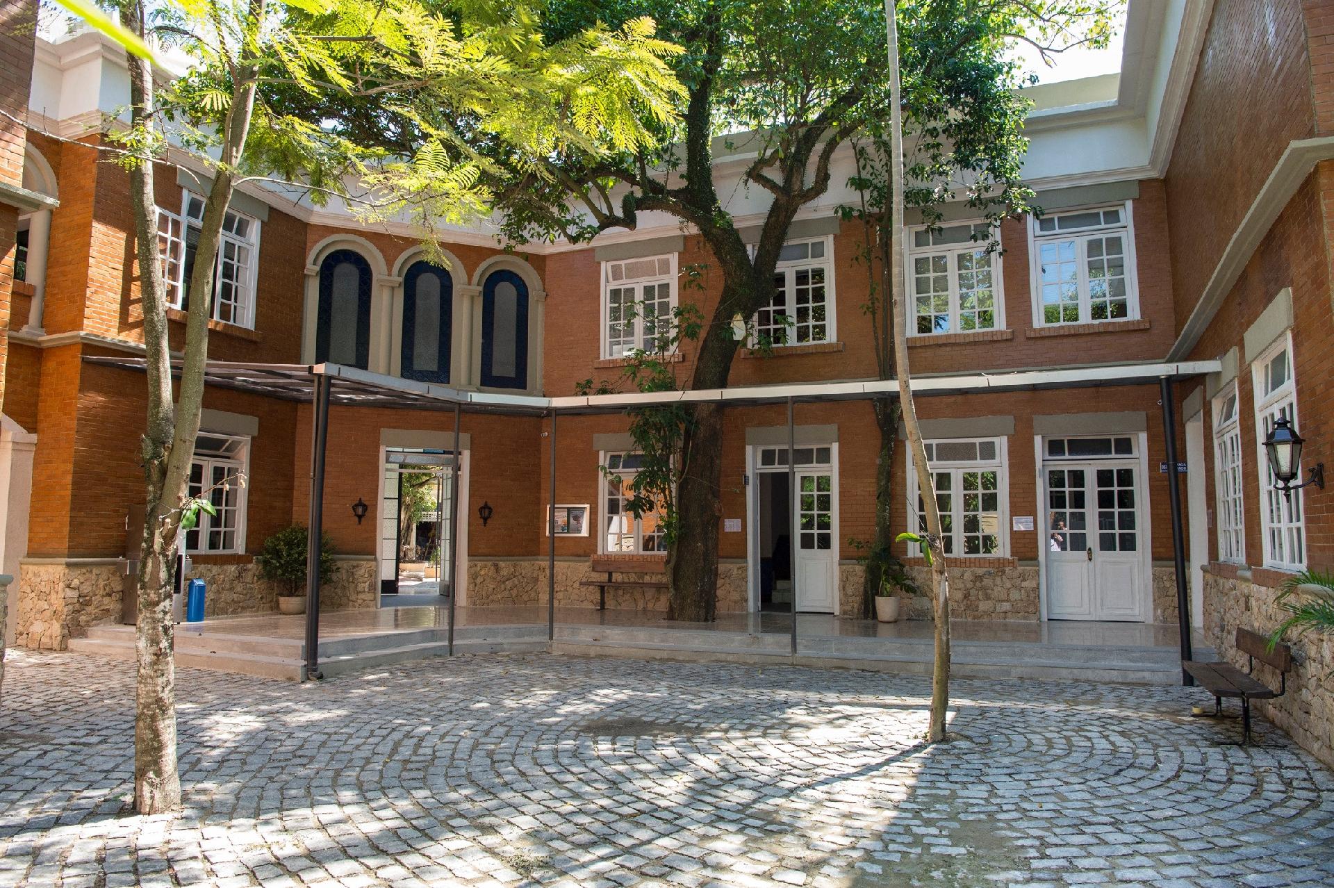 O Colégio Grupo é outro cenário da trama presente na cidade cenográfica de "Malhação: Viva a Diferença" - Estevam Avellar/Globo/Divulgação