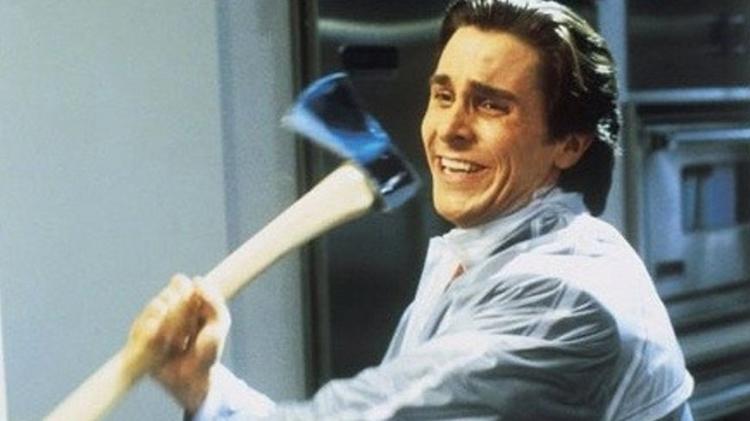 Christian Bale em cena de "Psicopata Americano" - Divulgação - Divulgação