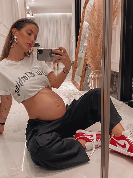 Gabi Brandt mostra barriga de gravidez  - Reprodução/Instagram