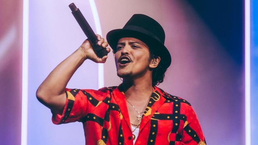 Fãs de Bruno Mars cobram lançamento de novos trabalhos