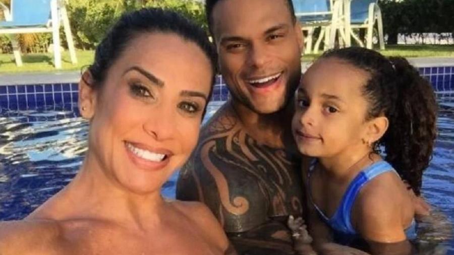 Scheila Carvalho e Tony Salles pretendem ter mais um filho - Reprodução: Instagram