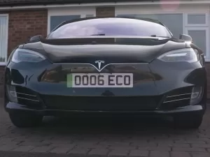 Dono de Tesla roda 690 mil km com bateria original; como está a autonomia?