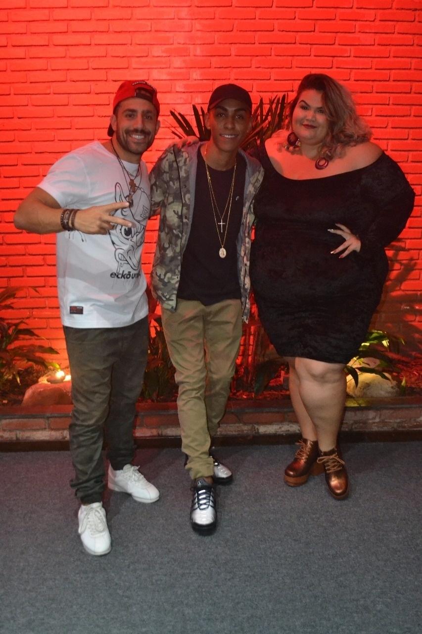 Kaysar, Leleto e Thais Carla na gravação de "Chacoalhando" - Play Produtora