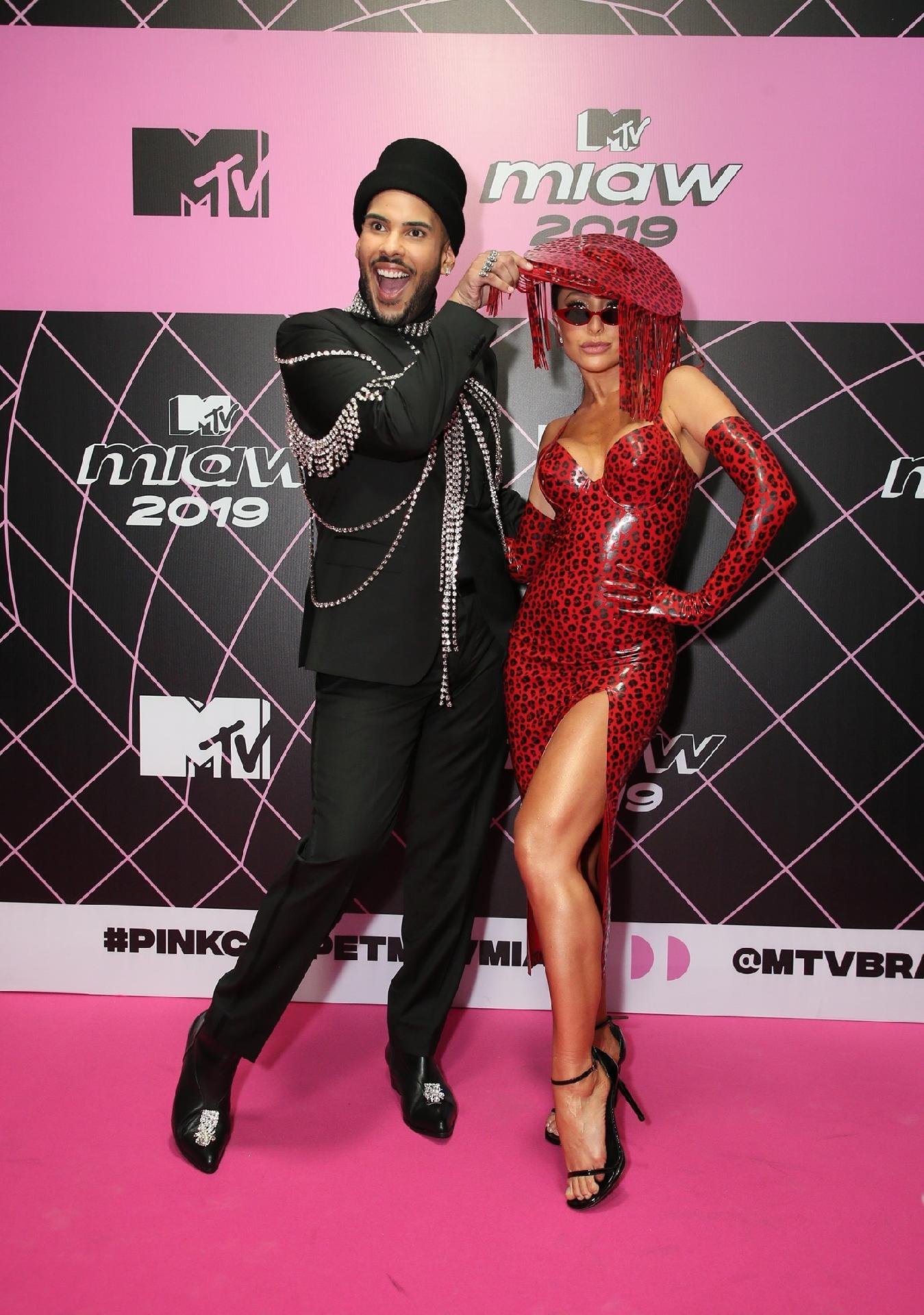 Sabrina Sato e Hugo Gloss no MTV MIAW 2019 - Manuela Scarpa e Iwi Onodera/Brazil News