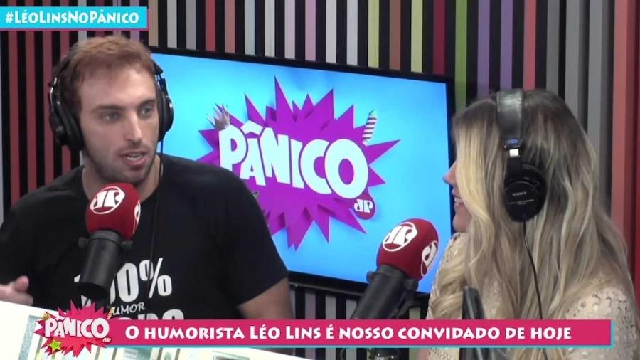 O humorista Léo Lins no programa Pânico, da rádio Jovem Pan - Reprodução/YouTube/Pânico