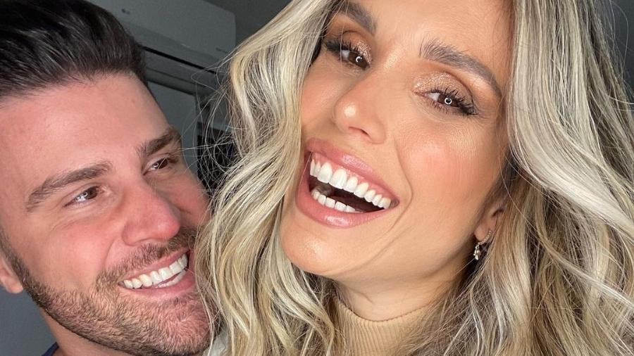 Flávia Viana anuncia que ela e o marido estão com covid-19 - Reprodução/Instagram