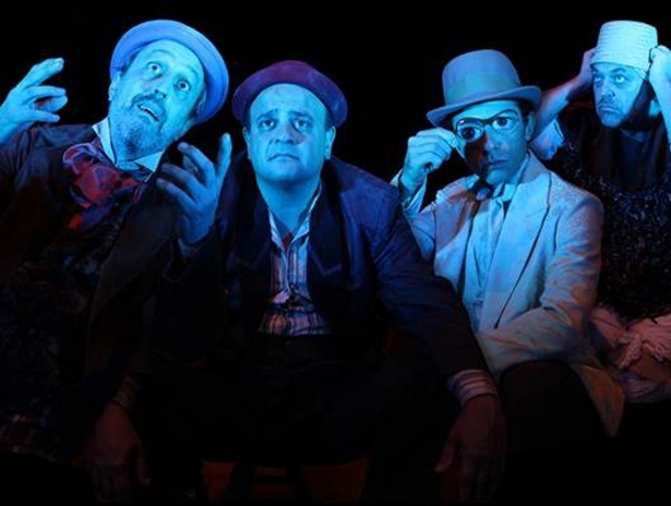 Peça "Esperando Godot", com direção de Léo Stefanini - Divulgação