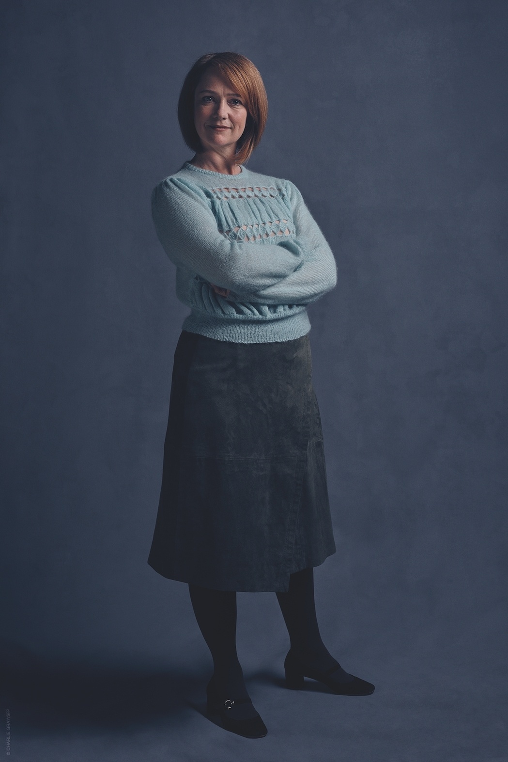 Poppy Miller vive Gina Weasley, irmã mais nova de Rony e agora casada com Harry Potter, com quem tem três filhos - Harry Potter Theatrical Productions