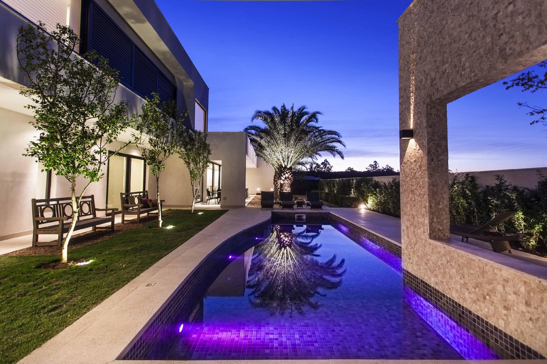 Gabriel Arantes e Sergio Israel/Divulgação