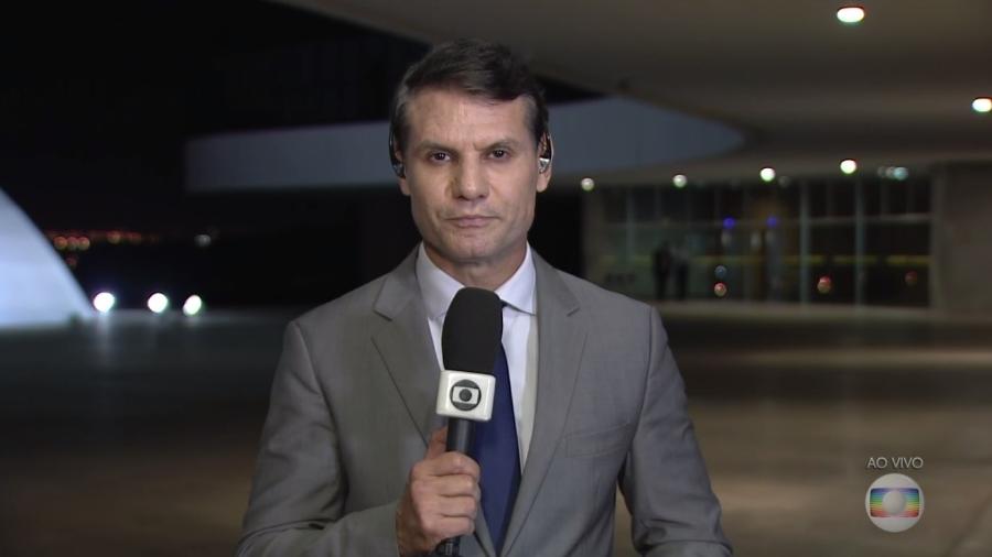 Repórter Júlio Mosquéra, da Globo, chama Michel Temer de "ex-presidente" no Jornal Nacional" - Reprodução/TV Globo