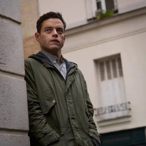 Rami Malek faz um curso intensivo para espião