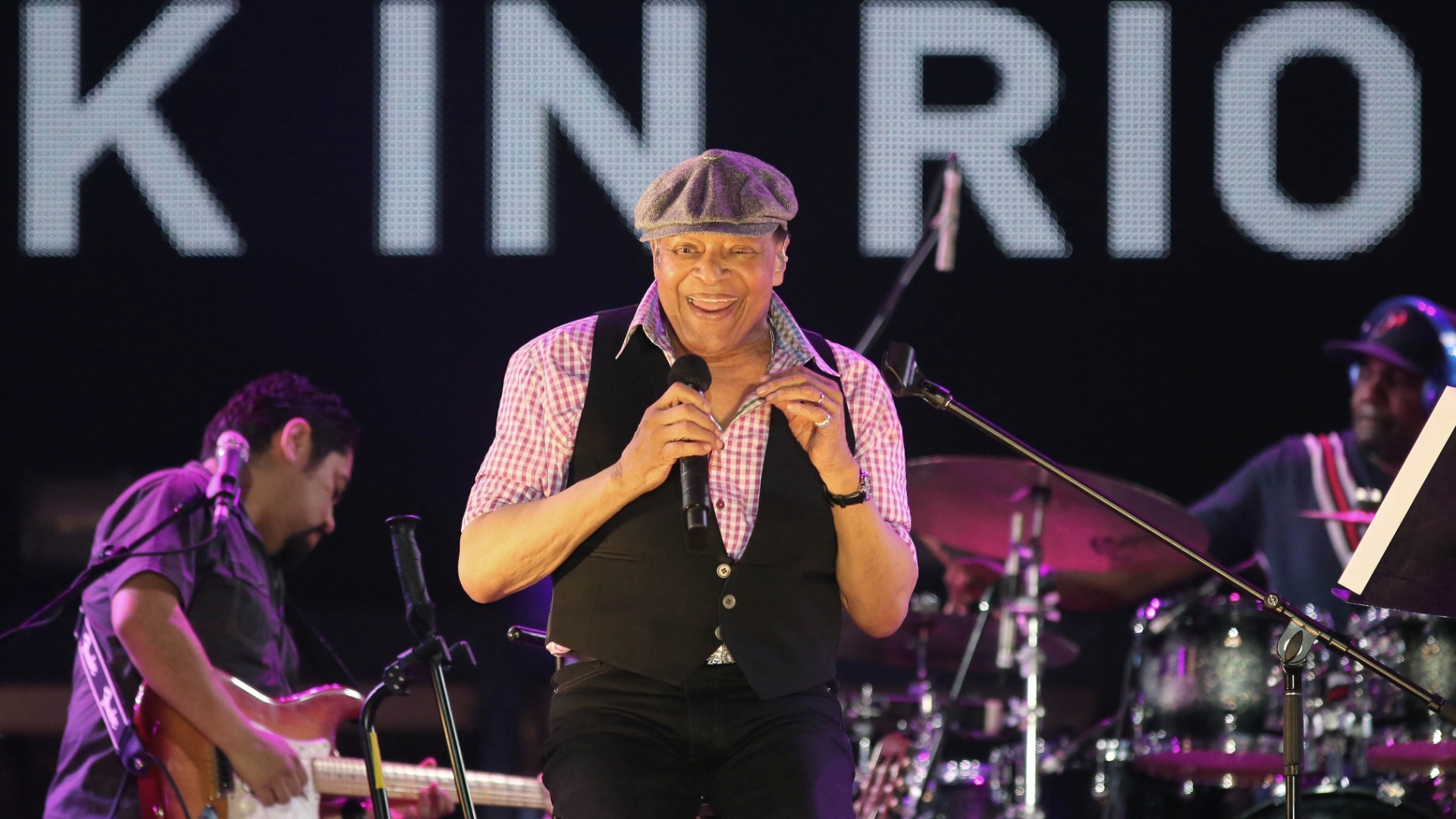 27.set.2015 - O veterano do jazz Al Jarreau se apresenta no palco Sunset no último dia do Rock in Rio 2015 - Fernando Maia/UOL