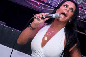 Gretchen se apresentou em julho em uma boate em Dublin, na Irlanda - Divulgação - Divulgação