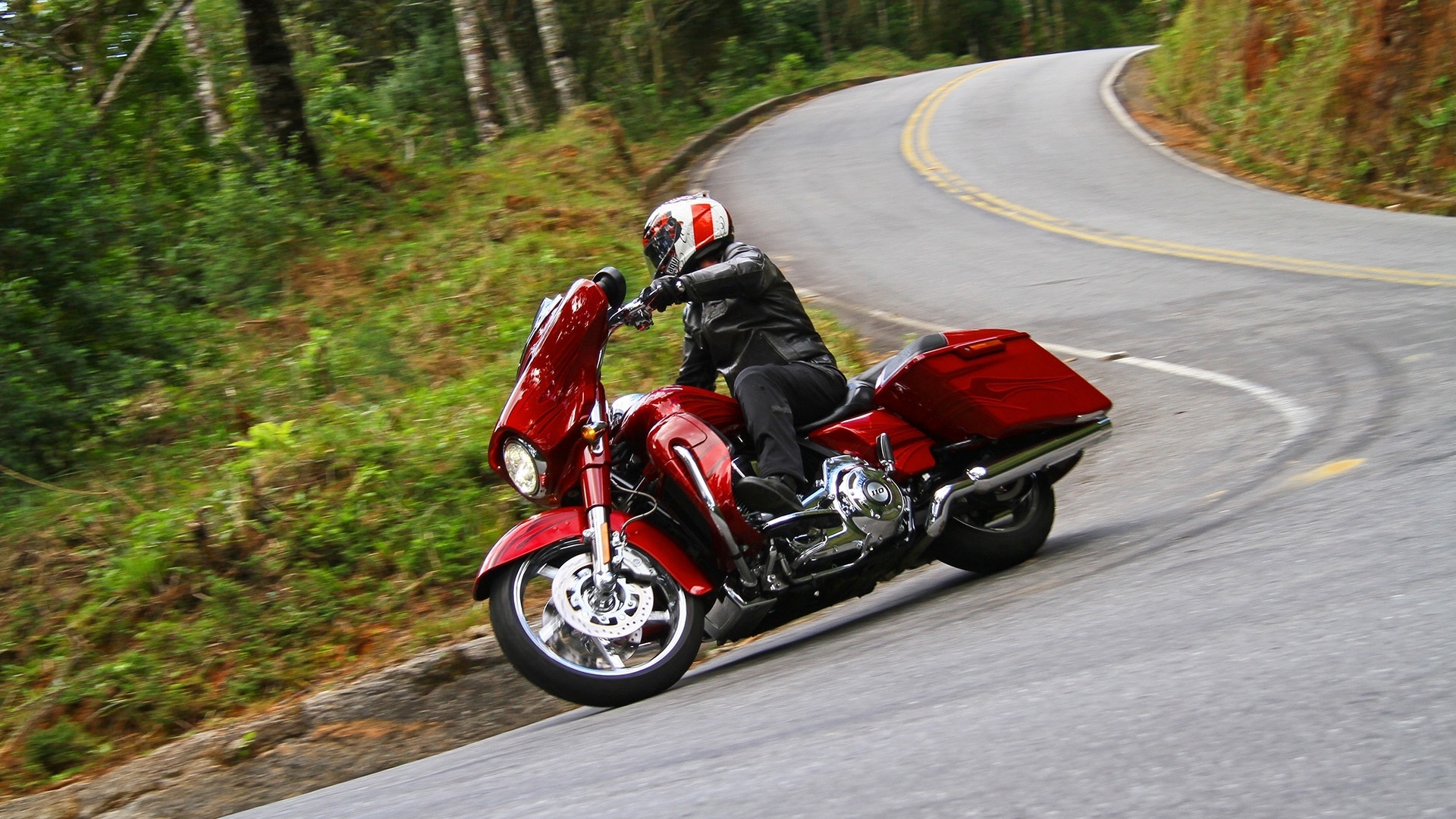 Harley-Davidson CVO Street Glide 2016 - Mario Villaescusa/Infomoto