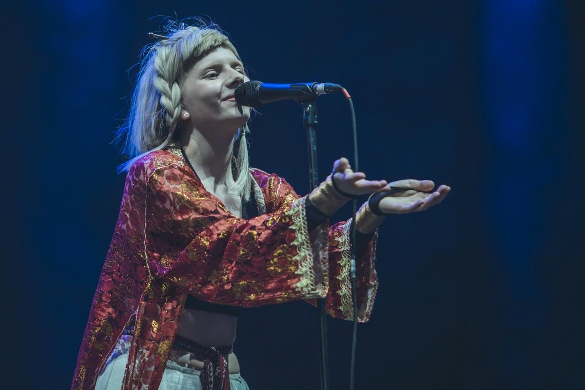 Aurora se apresenta no Lollapalooza Brasil 2018 - Mila Maluhy/Divulgação