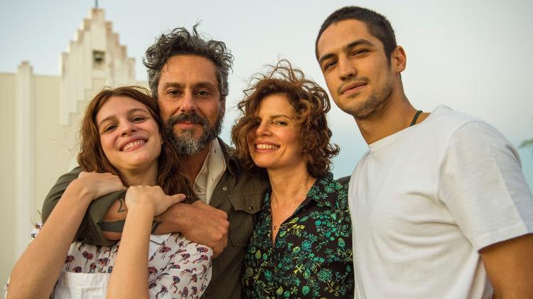 Pedro (Alexandre Nero), Aurora (Lara Tremouroux ), Rosinete (Debora Bloch) e Hermano (Gabriel Leone) de "Onde Nascem os Fortes" - Estevam Avellar/Globo - Estevam Avellar/Globo