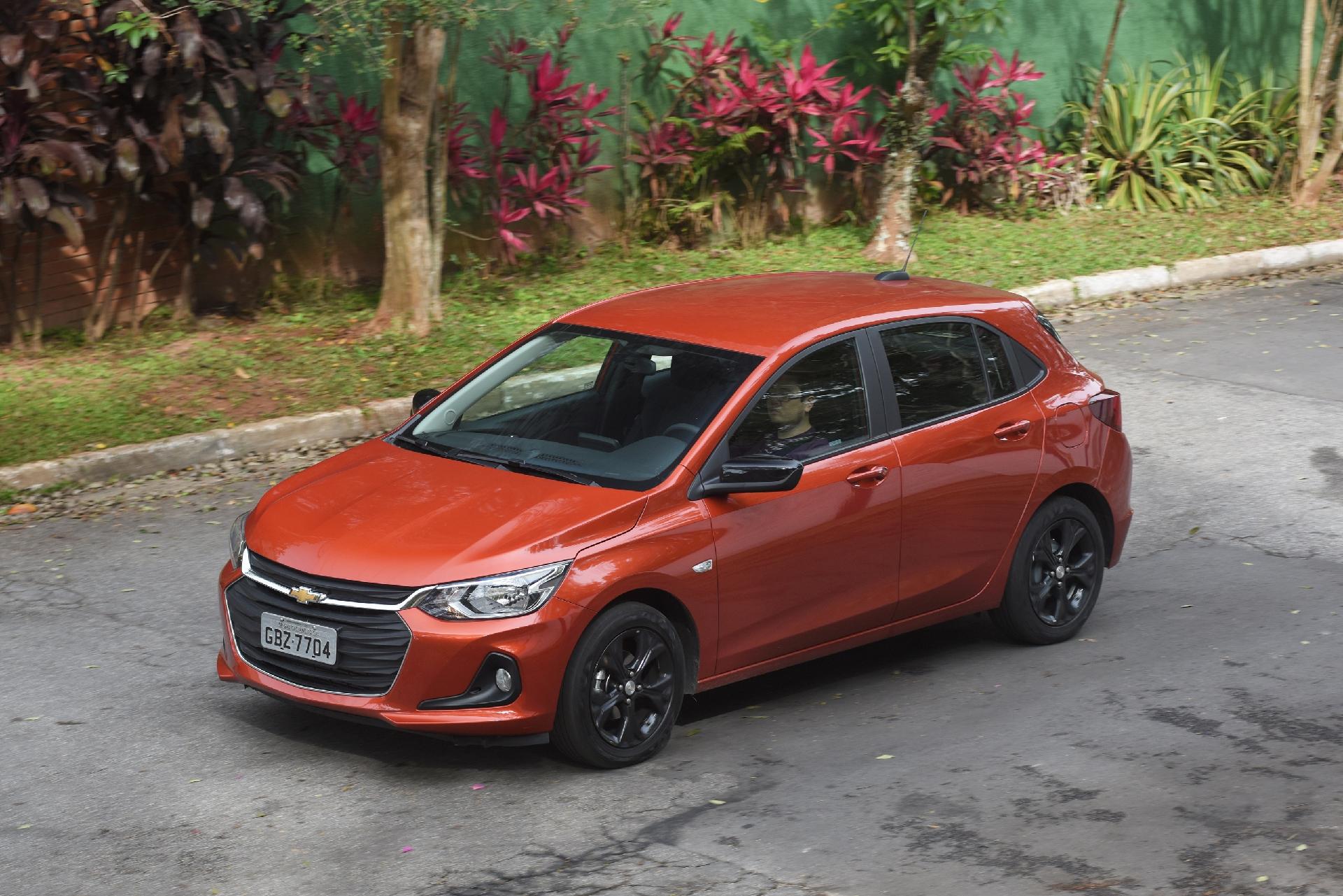 Chevrolet Onix LTZ Turbo 2020 preço, consumo, motor e fotos